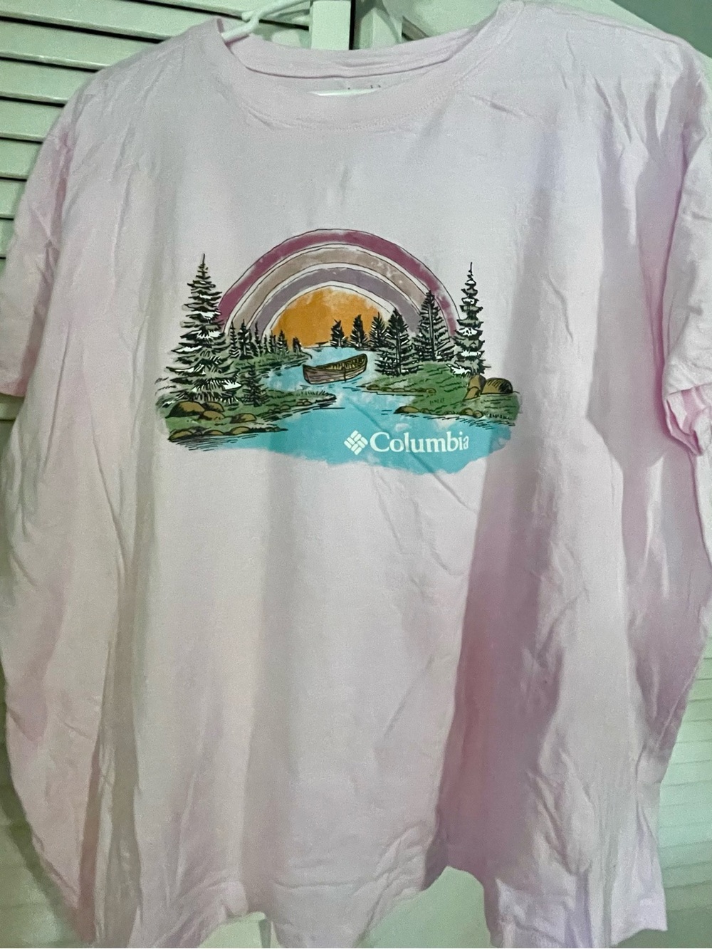 Columbia Light Pink Short-Sleeve Graphic Tee with Outdoor Canoe Scene
